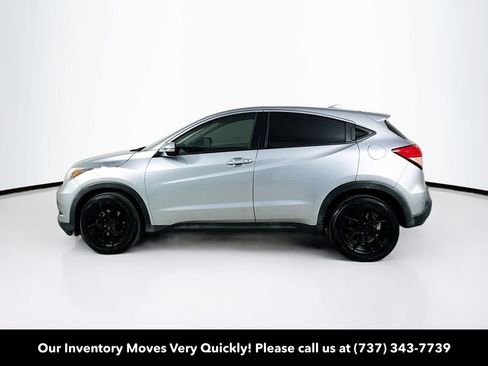 Used 2018 Honda HR-V EX image 4