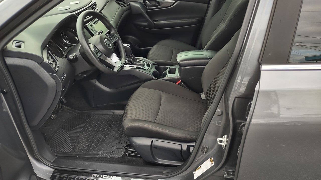 Used 2020 Nissan Rogue S FWD image 10