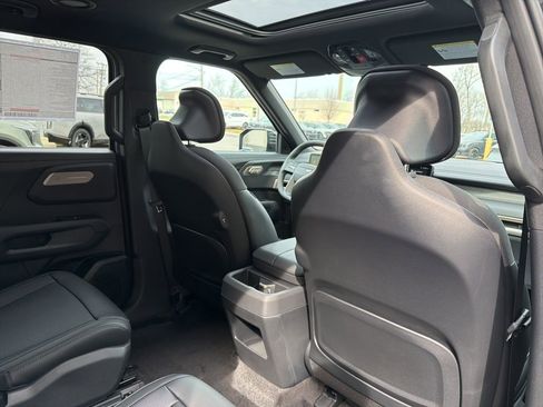 New 2027 Kia Telluride S image 15