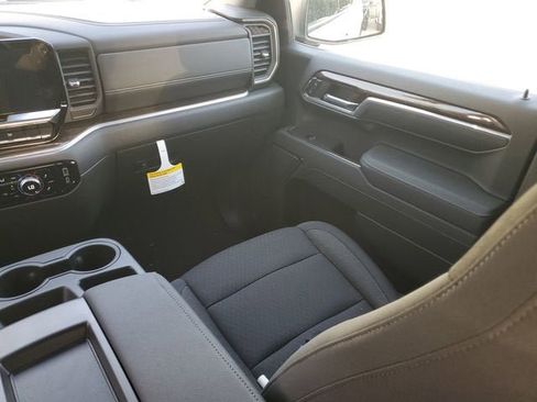 New 2026 GMC Sierra 1500 Elevation image 15