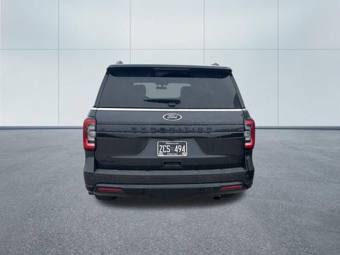Used 2023 Ford Expedition Limited AWD/4WD image 5