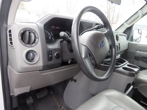 Used 2012 Ford E-350 and Econoline 350 Extended Super Duty w/ PWR Group image 7