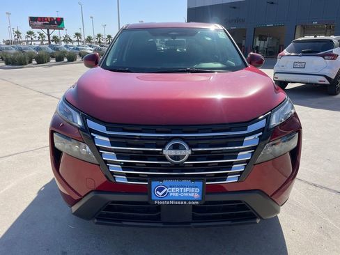 Certified 2025 Nissan Rogue SV image 6