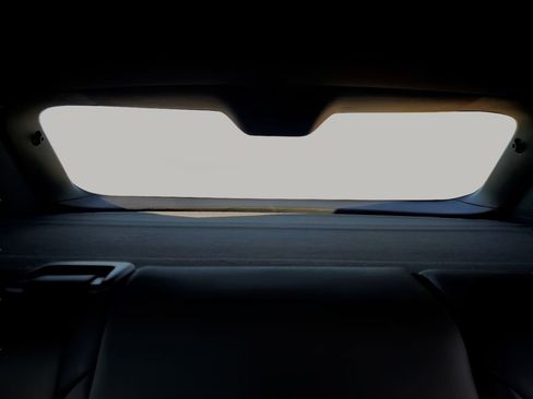 Used 2024 Cadillac XT4 Premium Luxury image 25