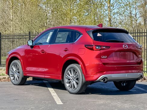 New 2025 MAZDA CX-5 Signature image 6