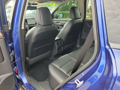 Used 2021 Nissan Rogue SL w/ Premium Package FWD image 10