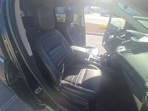 Used 2019 Ford Escape SEL AWD/4WD image 10