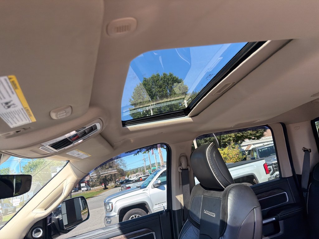 Used 2019 RAM 3500 Laramie AWD/4WD image 22