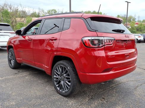 Certified 2023 Jeep Compass Limited AWD/4WD image 5