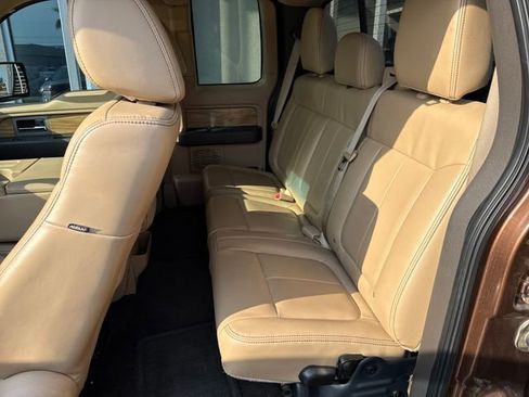 Used 2011 Ford F150 Lariat RWD image 11