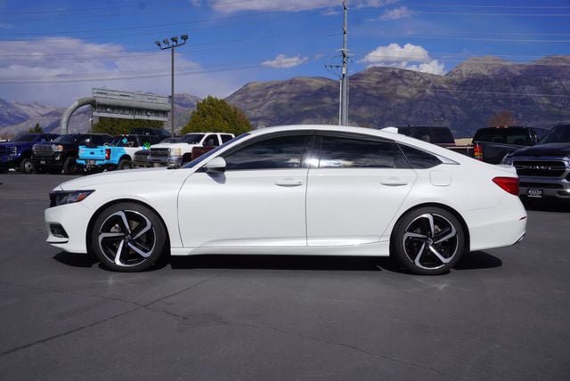 Used 2018 Honda Accord Sport image 2