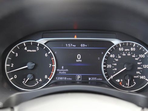 Used 2021 Nissan Altima 2.5 SV w/ SV Premium Package image 16