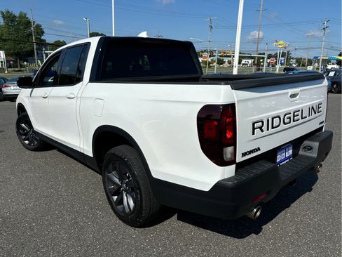 Used 2024 Honda Ridgeline Sport image 28