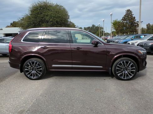 New 2026 Volvo XC90 B6 Plus image 3