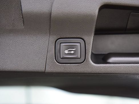 Used 2019 GMC Acadia SLT w/ LPO, Cargo Package AWD/4WD image 27