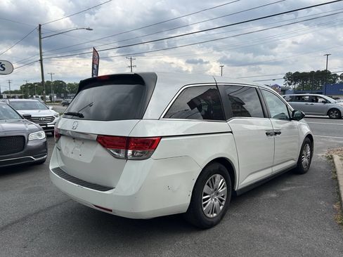 Used 2014 Honda Odyssey LX image 5
