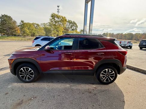 Certified 2025 Chevrolet TrailBlazer LT w/ LT Cold Weather Package image 2