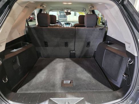 Used 2017 Chevrolet Equinox LT w/ Convenience Package image 29