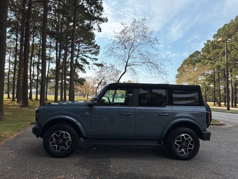 Used 2025 Ford Bronco Outer Banks image 6