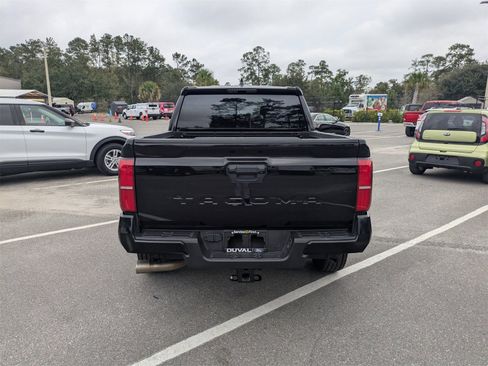 Used 2024 Toyota Tacoma SR5 image 9