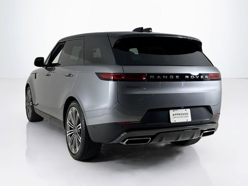 Used 2024 Land Rover Range Rover Sport SE AWD/4WD image 3