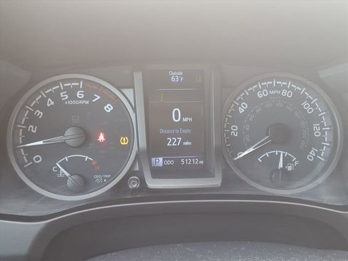 Certified 2020 Toyota Tacoma TRD Off-Road image 24