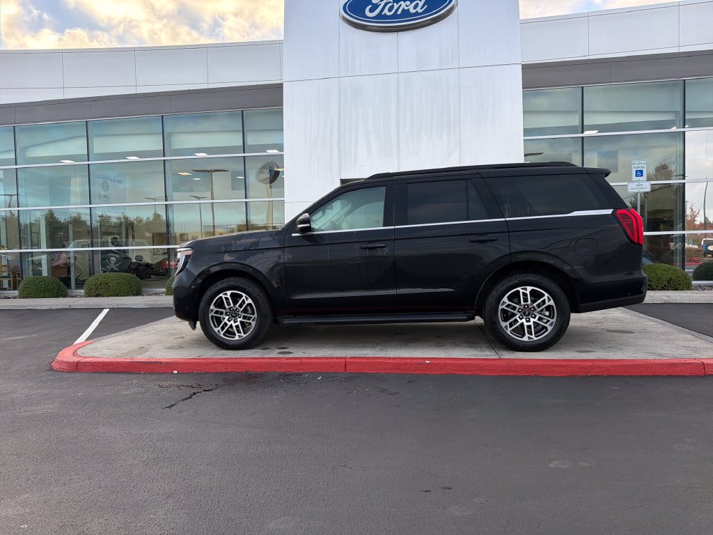 Used 2025 Ford Expedition Active AWD/4WD 360° Tour
