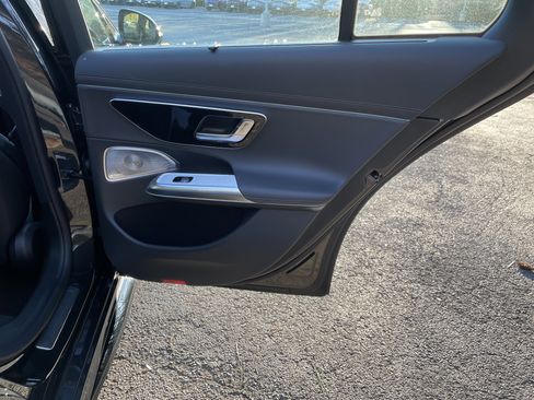 New 2026 Mercedes-Benz E 53 AMG e 4MATIC Sedan image 39