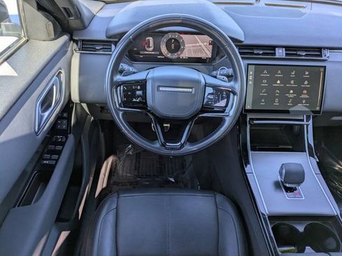 Used 2025 Land Rover Range Rover Velar Dynamic SE image 12
