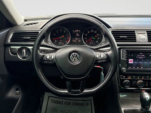 Used 2016 Volkswagen Passat 1.8T SE image 26