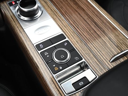 Used 2019 Land Rover Range Rover HSE image 31