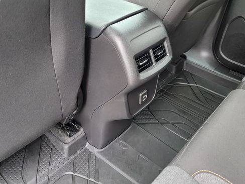 Used 2022 Chevrolet Equinox LT AWD/4WD image 26