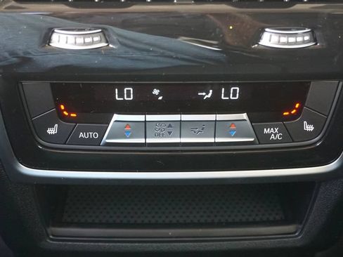 New 2027 BMW X7 xDrive40i AWD/4WD image 15