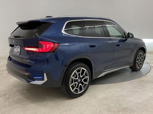 Used 2025 BMW X1 xDrive28i w/ Technology Package image 8