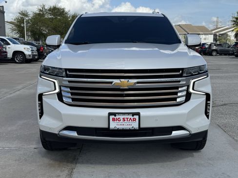 Used 2021 Chevrolet Tahoe High Country w/ Premium Package image 3