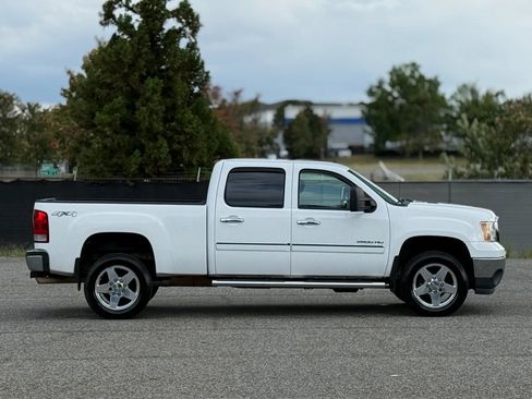 Used 2013 GMC Sierra 2500 SLE w/ HD SLE Premium Package AWD/4WD image 7