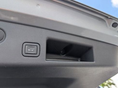 Used 2023 Chevrolet Equinox RS w/ RS Leather Package image 14