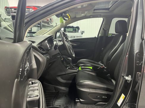 Used 2017 Buick Encore Preferred image 12