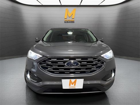 Used 2024 Ford Edge Titanium image 4