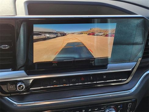 Used 2023 GMC Sierra 1500 SLT image 23