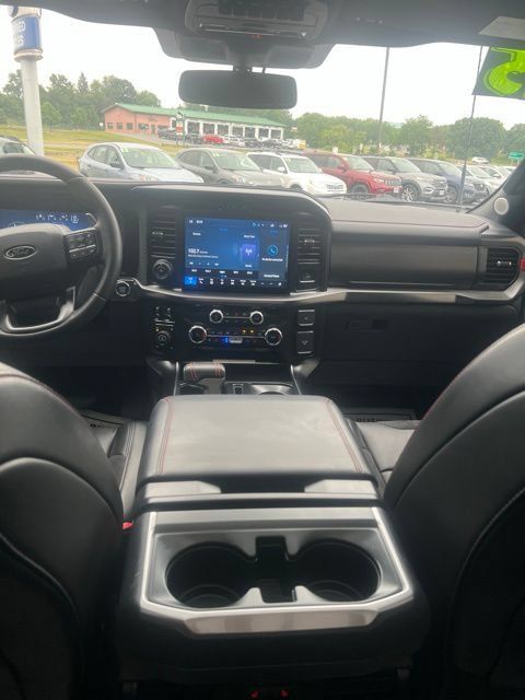 Used 2025 Ford F150 Raptor AWD/4WD image 19