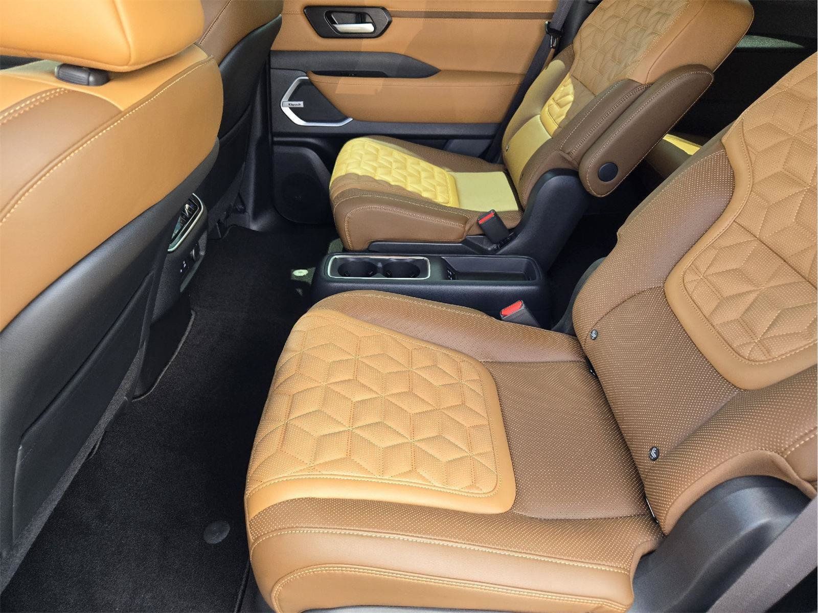 Used 2026 Nissan Armada Platinum Reserve AWD/4WD image 29