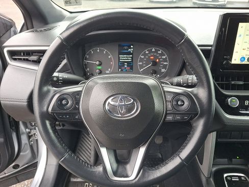 Certified 2024 Toyota Corolla Cross SE image 19