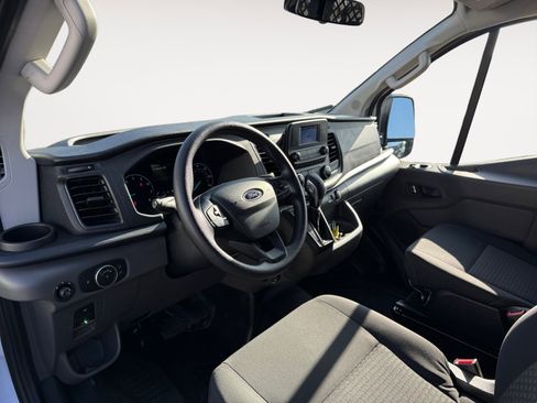 Used 2024 Ford Transit 250 Low Roof w/ Exterior Upgrade Package image 15