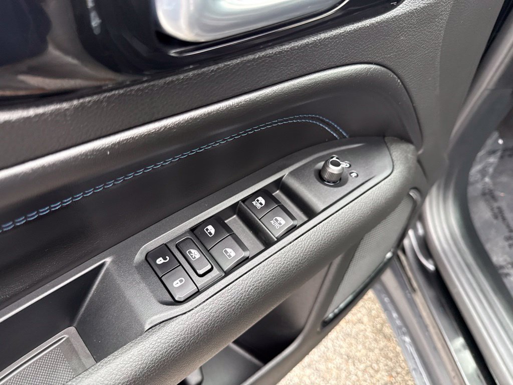 Certified 2026 Jeep Compass Limited AWD/4WD image 18