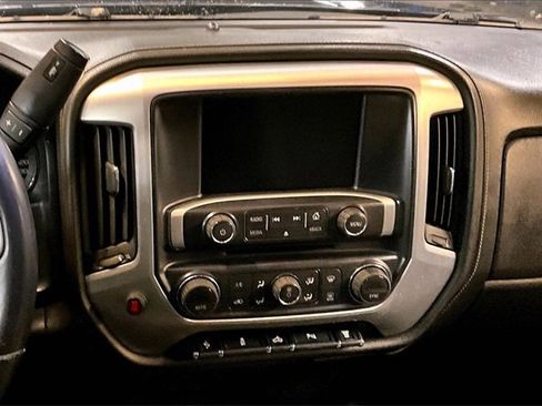 Used 2015 GMC Sierra 2500 SLE w/ SLE Preferred Package image 9