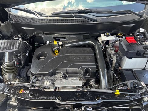 Used 2025 Chevrolet Equinox LT FWD image 33