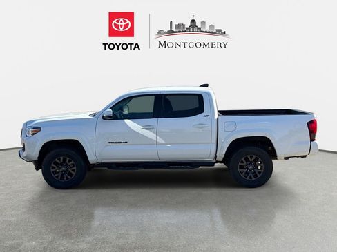 Used 2023 Toyota Tacoma SR5 AWD/4WD image 6