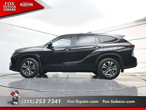 Used 2026 Toyota Highlander XLE AWD/4WD image 27