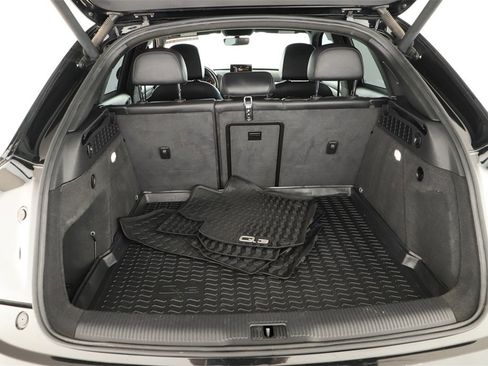 Used 2018 Audi Q3 2.0T Premium w/ Convenience Package image 29